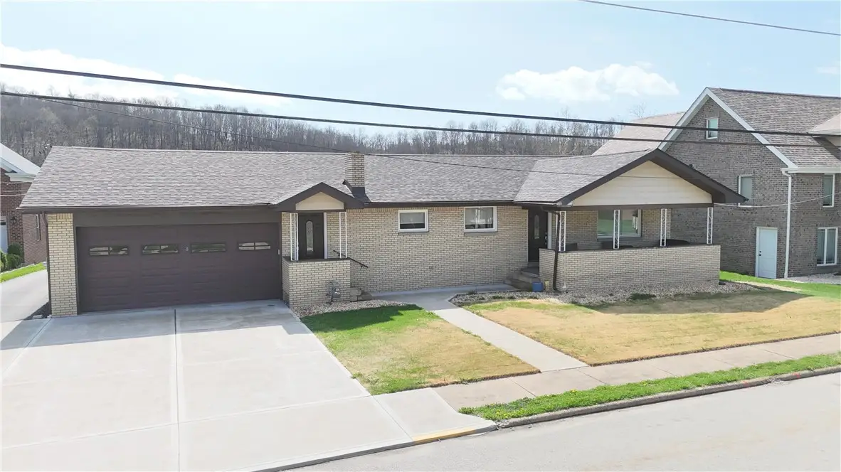 458 Bow St, Stockdale, PA 15483 - #1