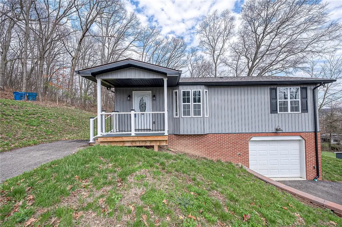 910 Burton Avenue, Youngwood, PA 15697 - #1