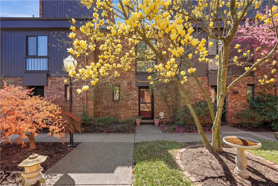 12 Foster Square, Pittsburgh, PA 15212 - #2