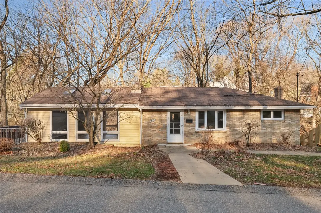 429 Earlwood Rd, Pittsburgh, PA 15235 - #1