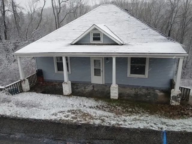 500 Pointview Rd, Pittsburgh, PA 15227 - #1