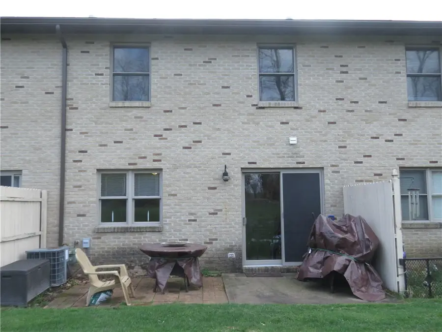 118 Meadowview Dr, Renfrew, PA 16053 - #2