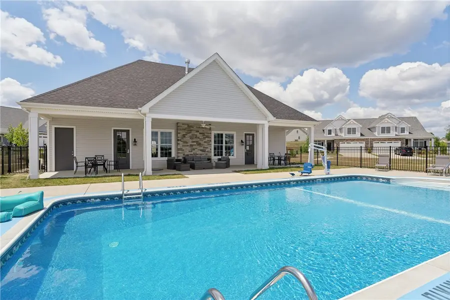 371 Gleneagles Drive, Butler, PA 16001 - #3