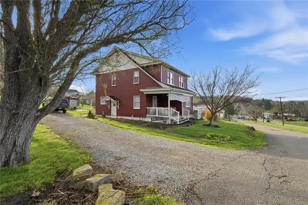 216 Pennsylvania Ave., Merrittstown, PA 15463