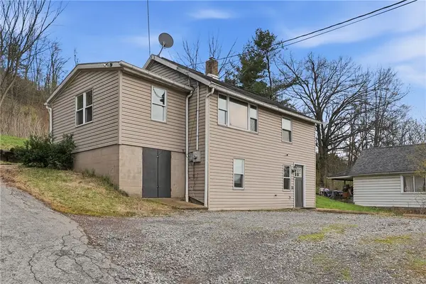93 Pittsburgh Rd, Lyndora, PA 16045