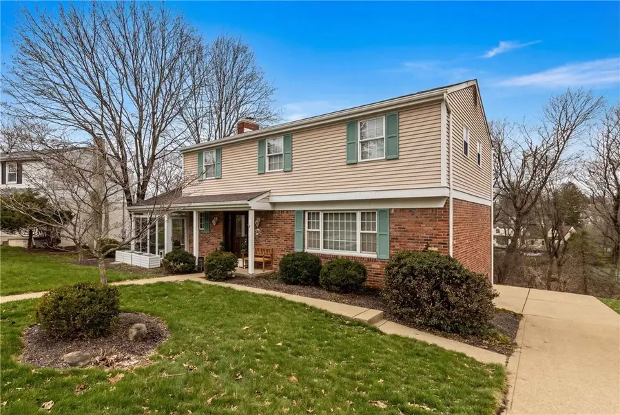 1011 Apple Hill Ln, Allison Park, PA 15101 - #2