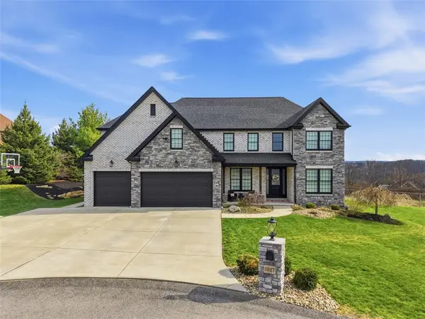 1017 Skyline Dr, Canonsburg, PA 15317