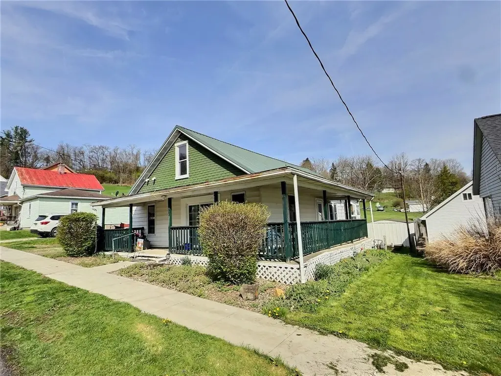 23 Main St, Taylorstown, PA 15365 - #1
