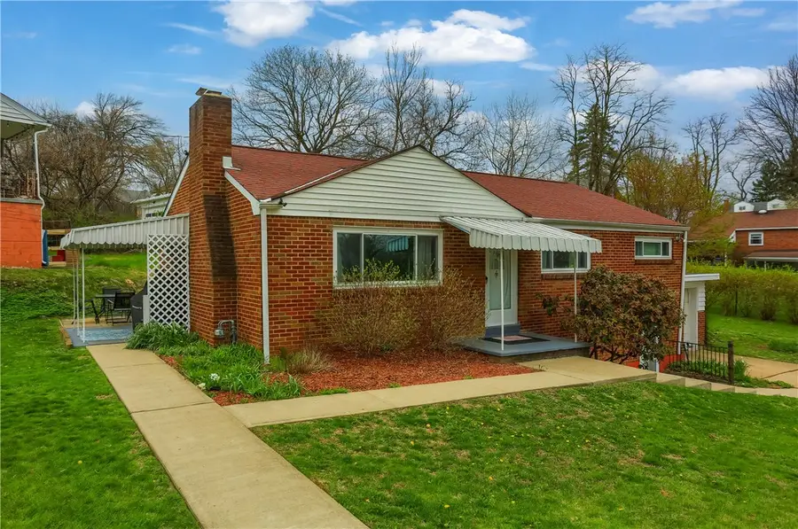 1894 Oakbine Avenue, Coraopolis, PA 15108 - #2