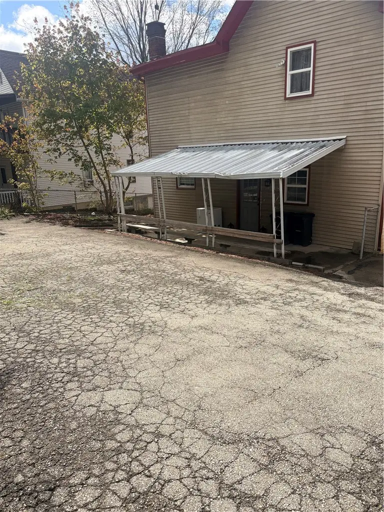 591 E Maiden Street, Washington, PA 15301 - #2