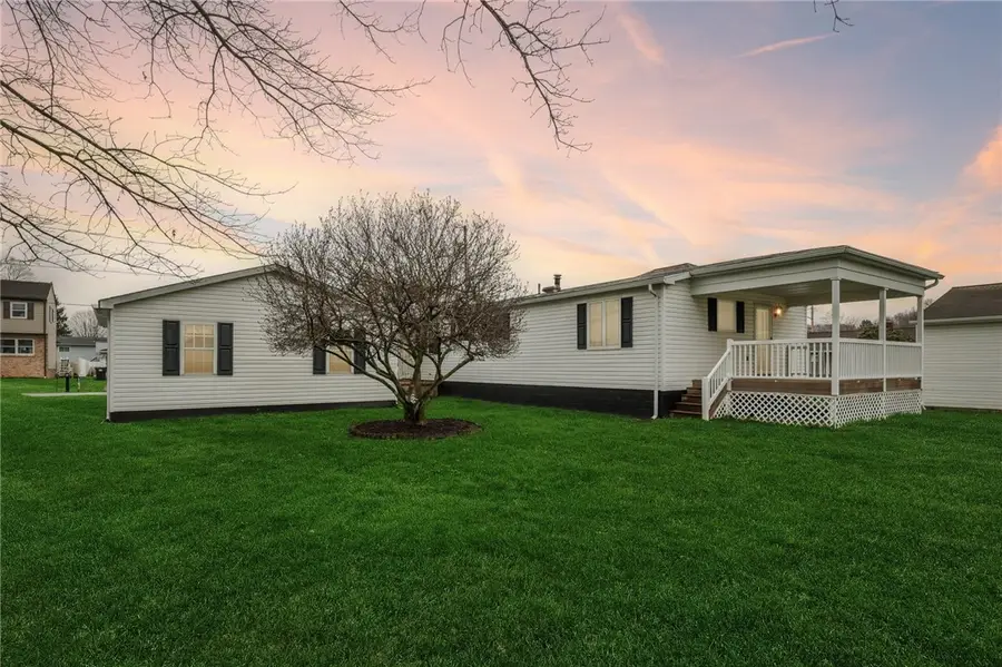 206 Martin Ave, Ellwood City, PA 16117 - #3