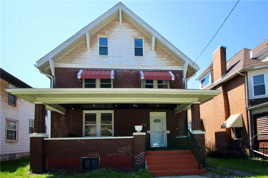 349 4th Ave, New Kensington, PA 15068 - #2