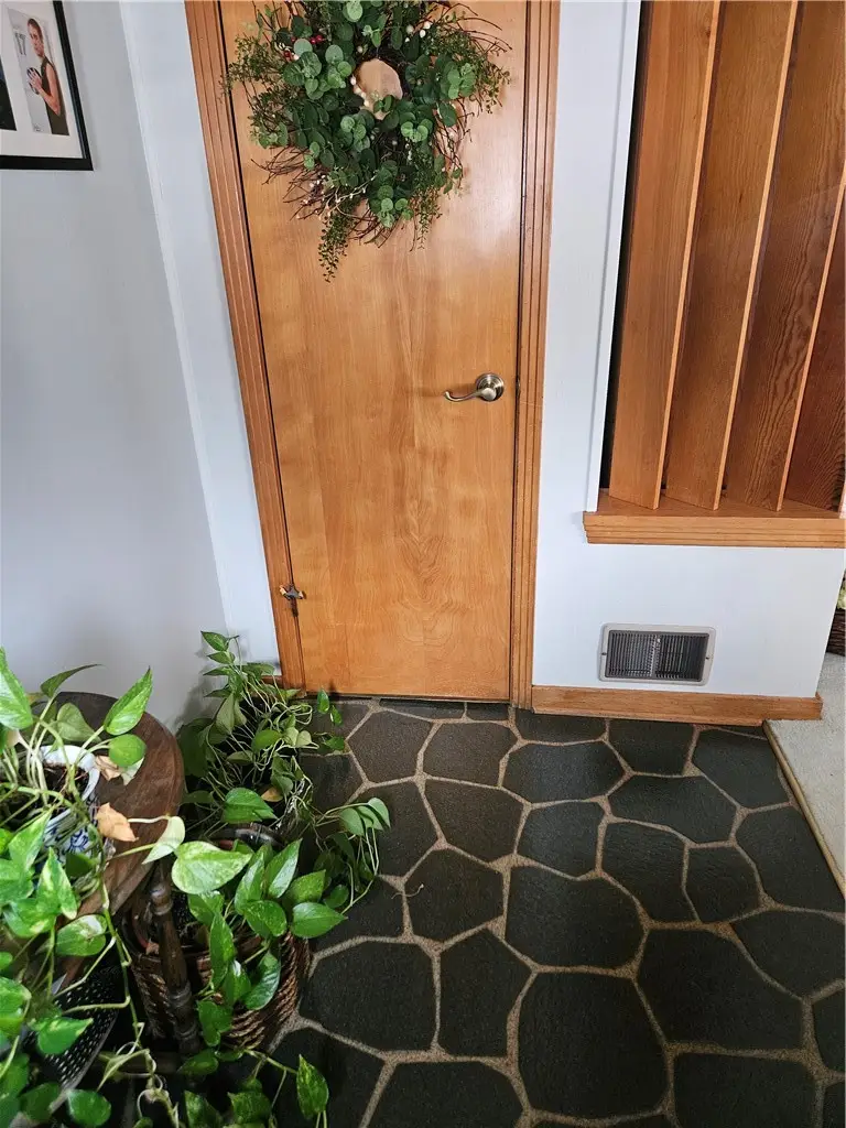 1700 Craig, Irwin, PA 15642 - #3