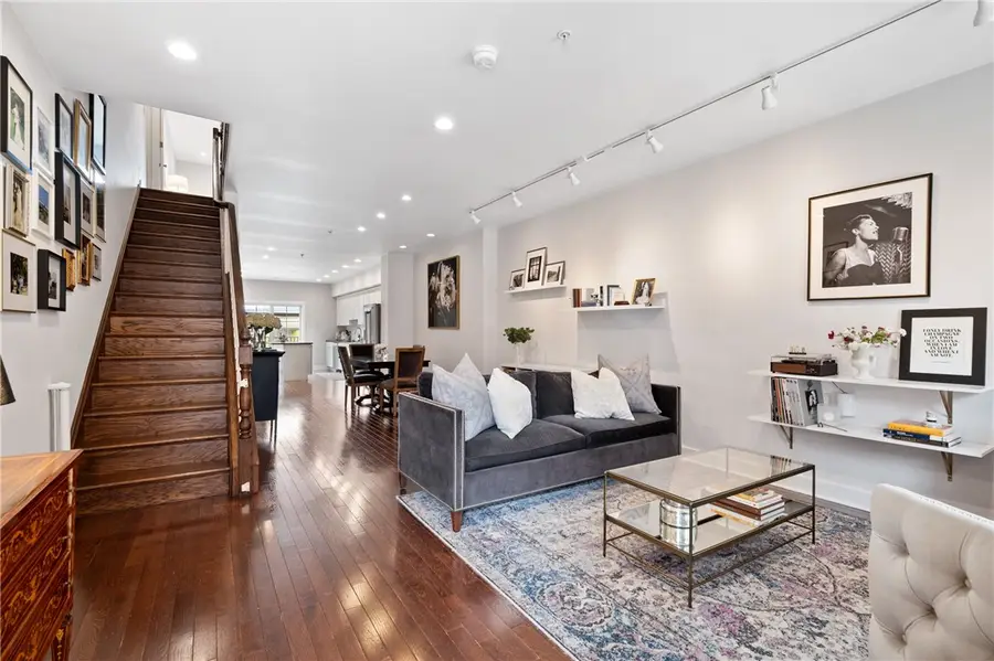 4059 Saint Johns Way, Pittsburgh, PA 15201 - #2