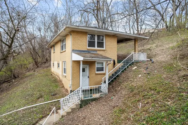1353 Bower Hill Rd, Bridgeville, PA 15017