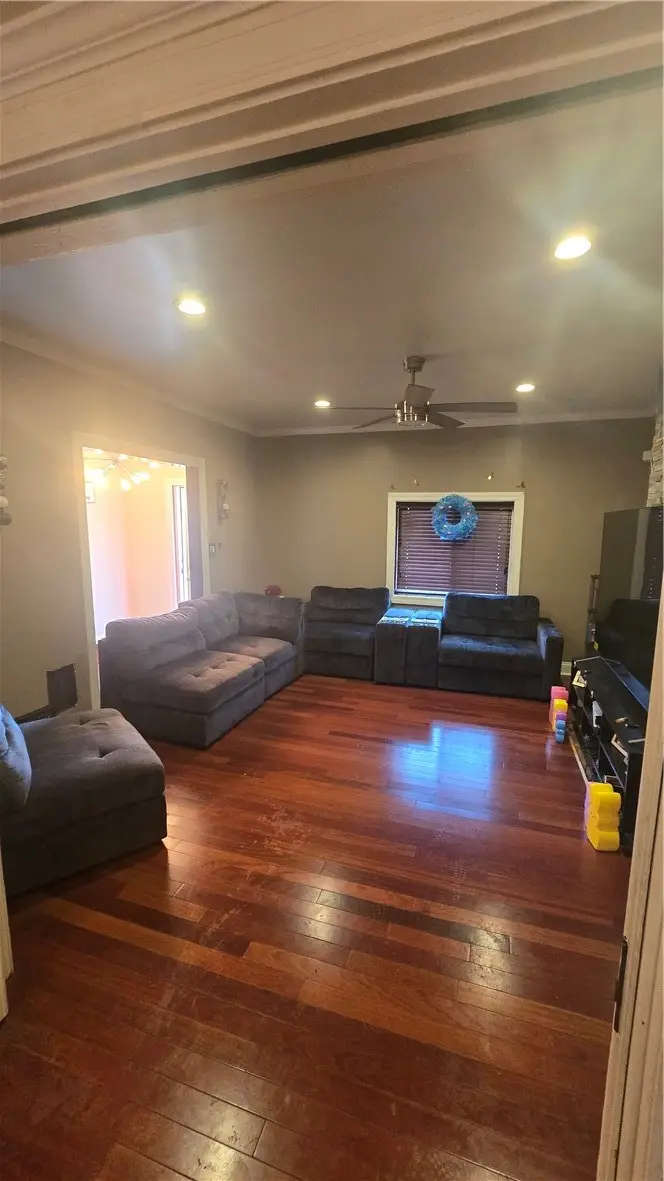 1003 Spring St, Braddock, PA 15104 - #3