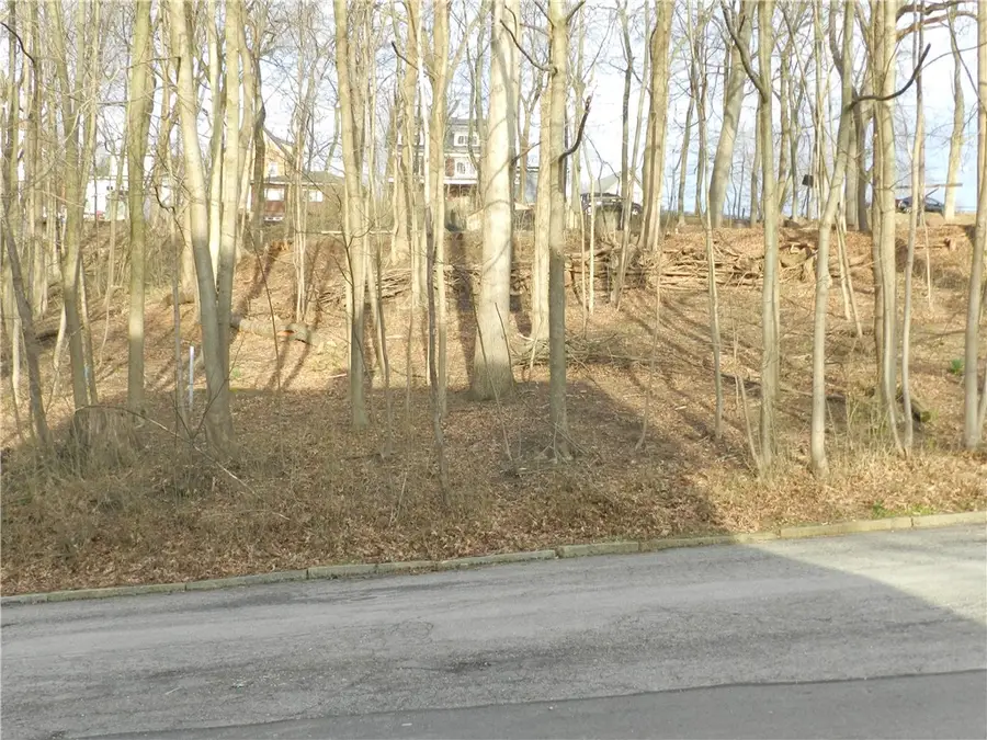 202 Summit St, Butler, PA 16001 - #2