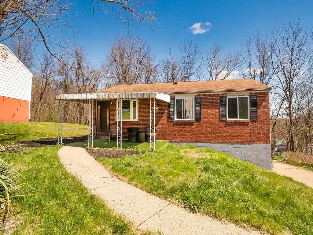 118 Courtney Dr, Verona, PA 15147 - #1