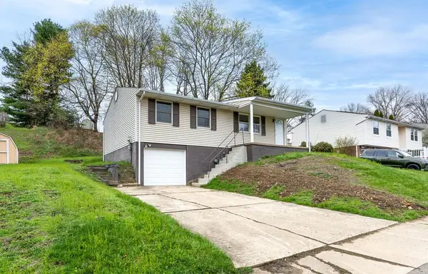 3272 Bradbury Dr, Aliquippa, PA 15001