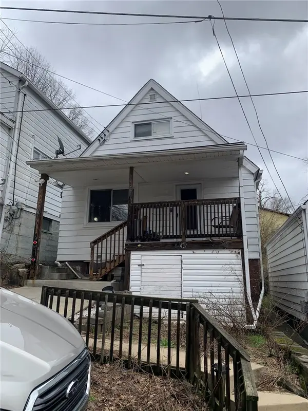 807 6th St, Mc Kees Rocks, PA 15136