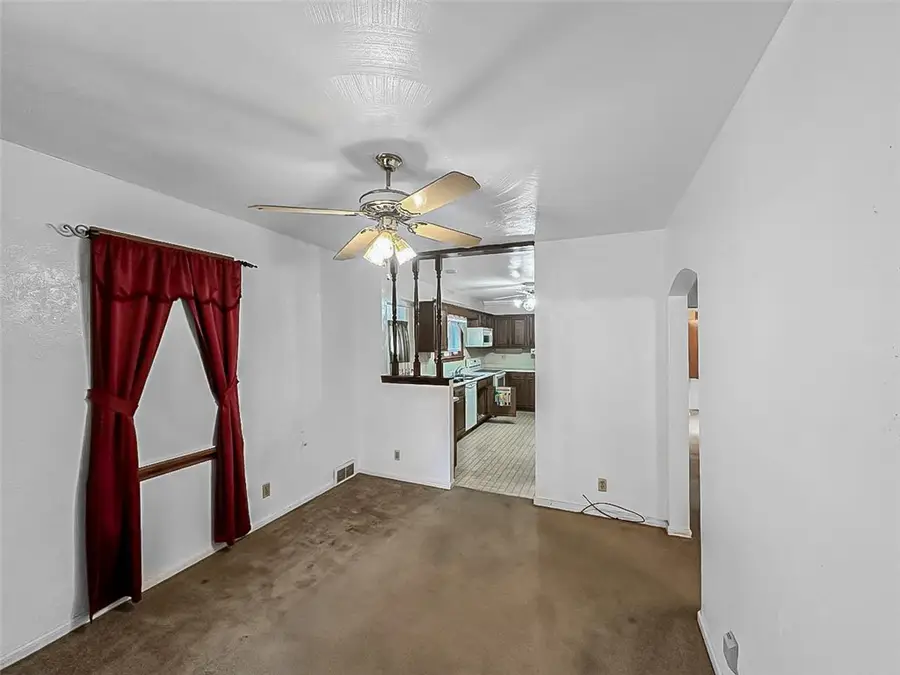 14581 Murrysville Rd, Trafford, PA 15085 - #2