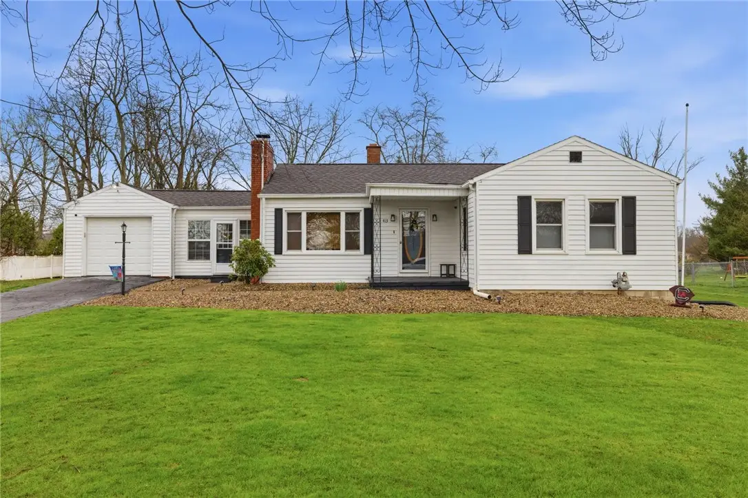 413 Summit View Dr, New Castle, PA 16105 - #1