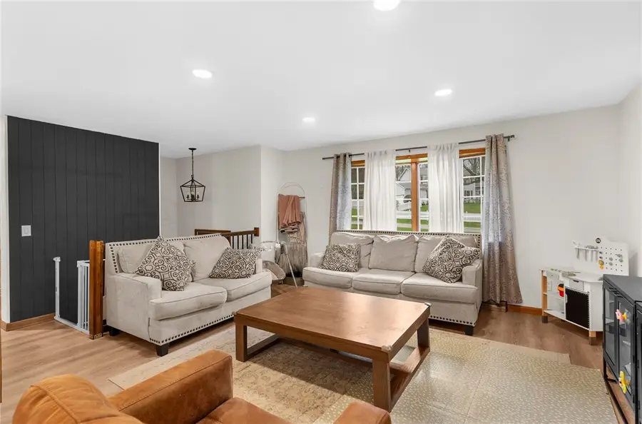 115 Milton St, Sharpsville, PA 16150 - #3