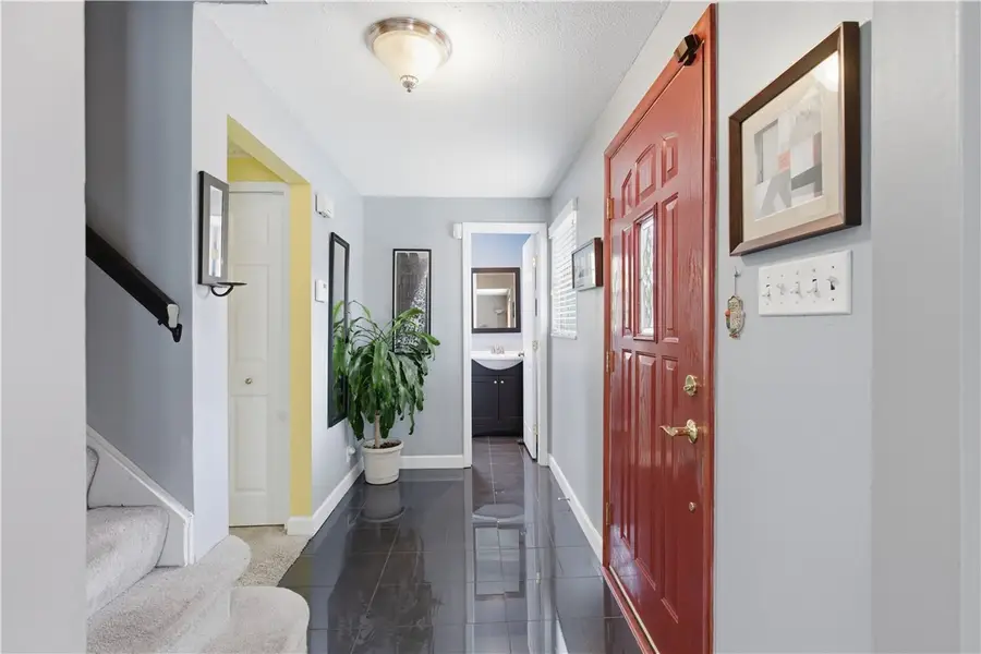 9460 Doral Dr, Pittsburgh, PA 15237 - #3