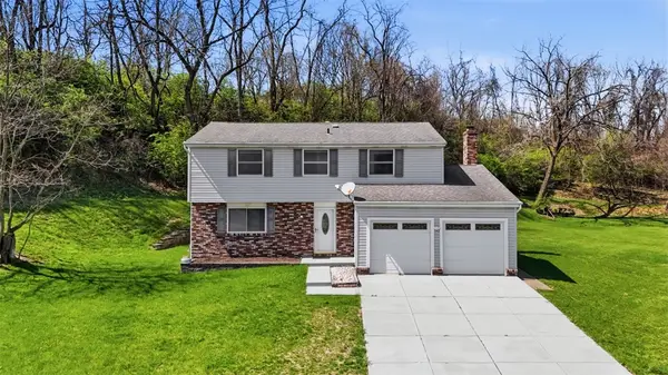 720 Blueberry St, West Mifflin, PA 15122