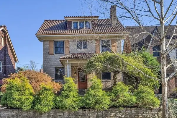 4734 Bayard St, Pittsburgh, PA 15213