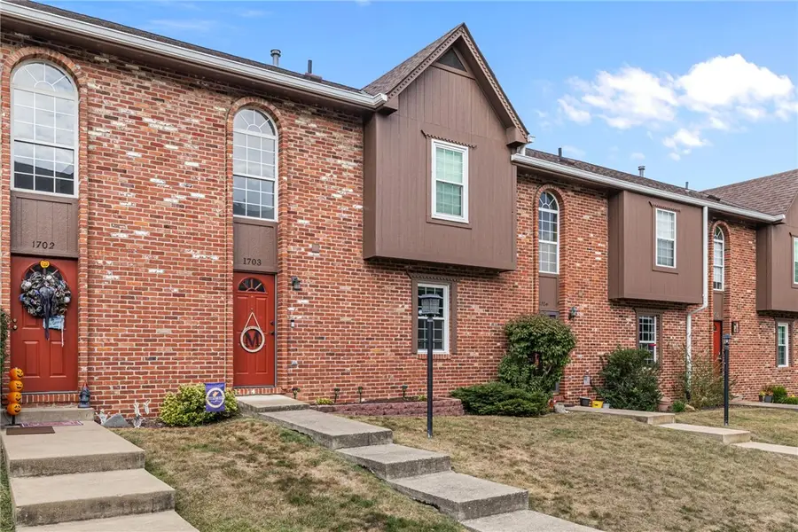 1703 Timberglen Dr, Imperial, PA 15126 - #3