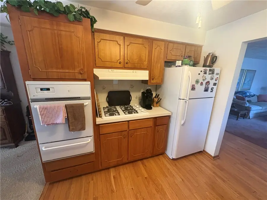 27 Charles St, Punxsutawney, PA 15767 - #3