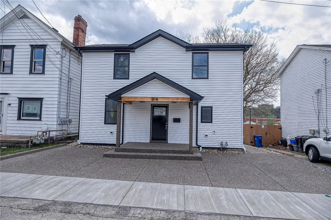 314 Church St, Bridgeville, PA 15017 - #1