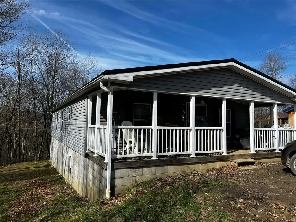 293 Garretts Run Rd, Kittanning, PA 16201 - #1