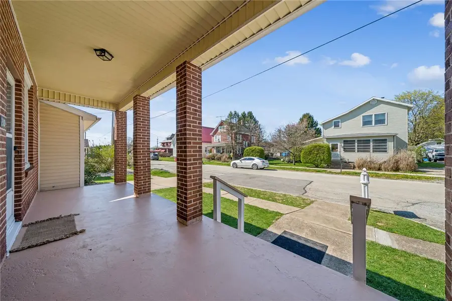 210 Church Street, New Alexandria, PA 15670 - #2