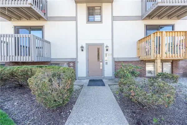 505 Hunters Path Rd #23, Bridgeville, PA 15017