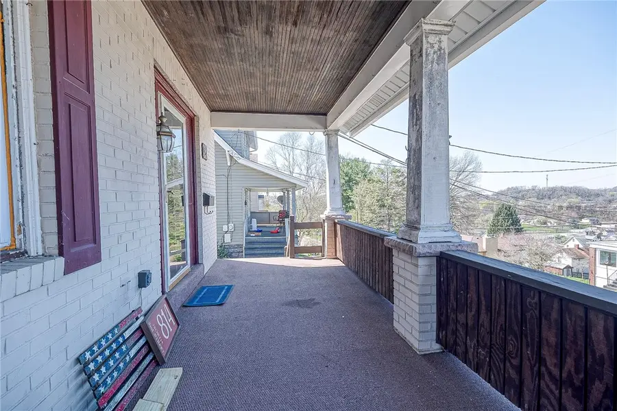 814 N 2nd St, Jeannette, PA 15644 - #2