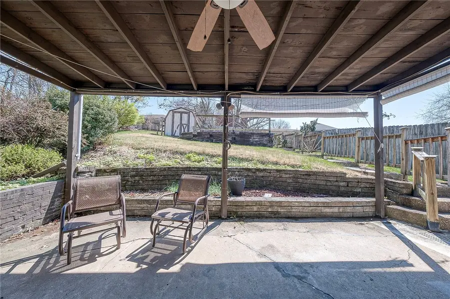 814 N 2nd St, Jeannette, PA 15644 - #3