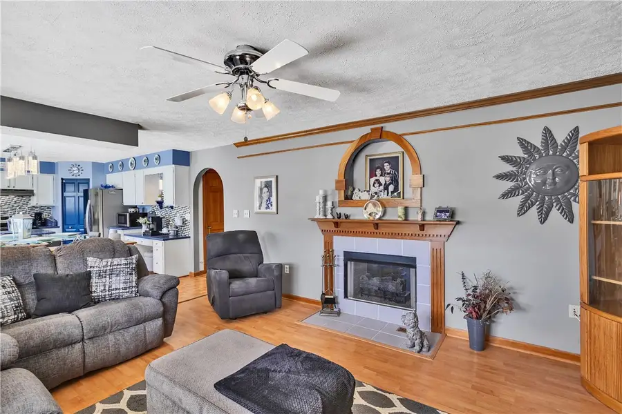 3120 Dove Drive, Irwin, PA 15642 - #2