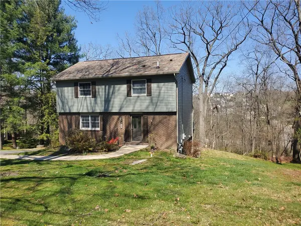 1109 Woodhill Dr, Gibsonia, PA 15044