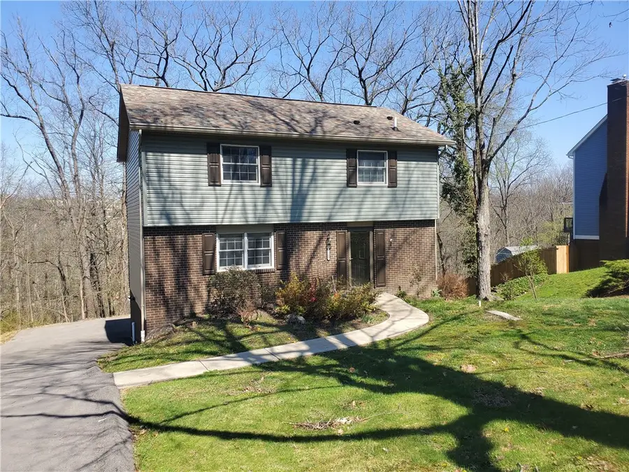 1109 Woodhill Dr, Gibsonia, PA 15044 - #2