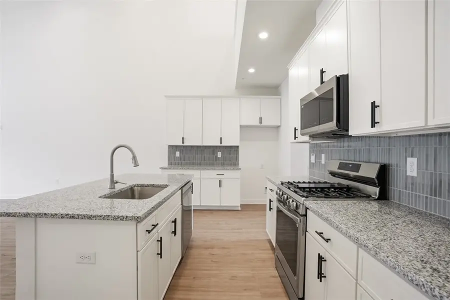 109 Blue Bird Ln, Sarver, PA 16055 - #3