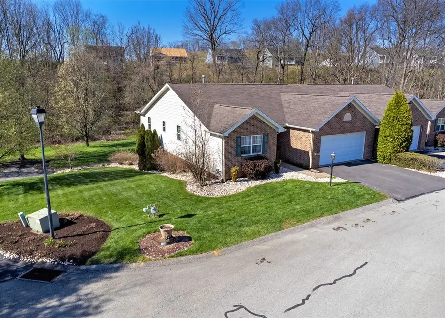 113 Merion Court, Greensburg, PA 15601 - #2