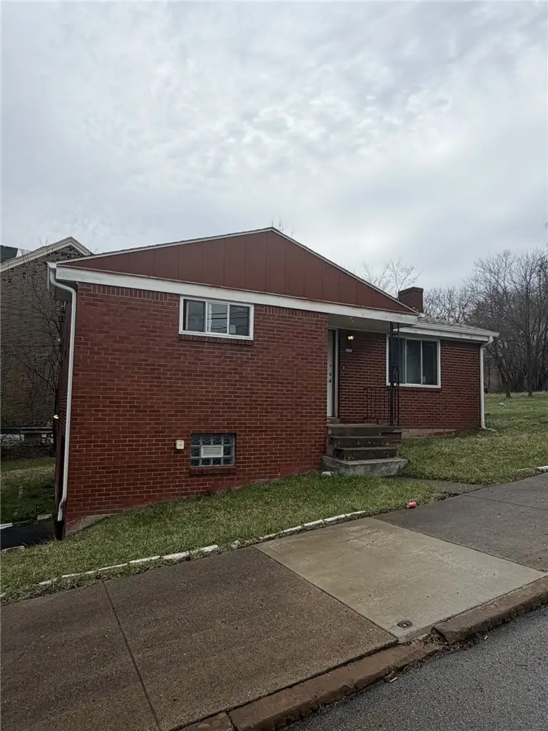 3324 Radcliffe St, Pittsburgh, PA 15204 - #3