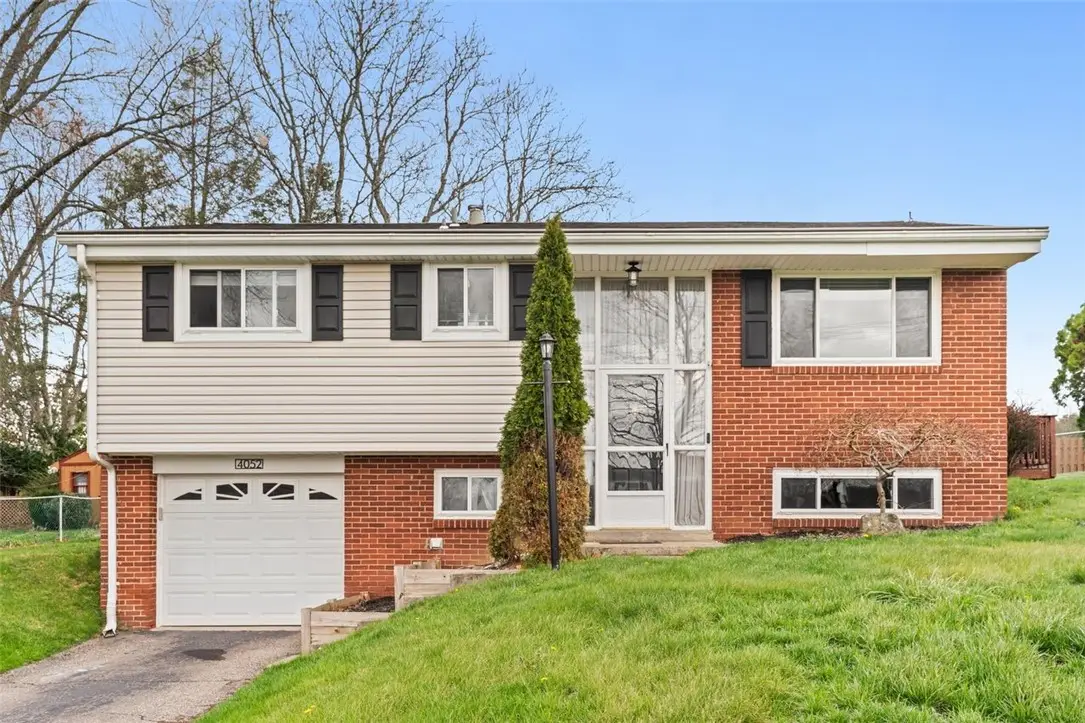 4052 Crestwood Dr, Gibsonia, PA 15044 - #1