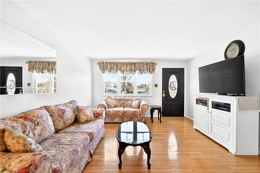 48 W Glennis Dr., Greensburg, PA 15601 - #2