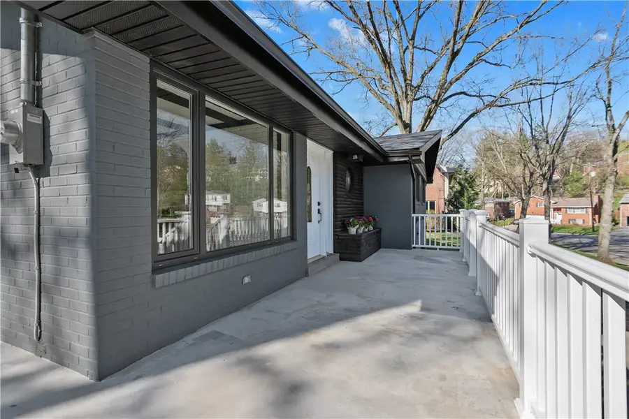 350 Mowry Dr, Pittsburgh, PA 15236 - #2