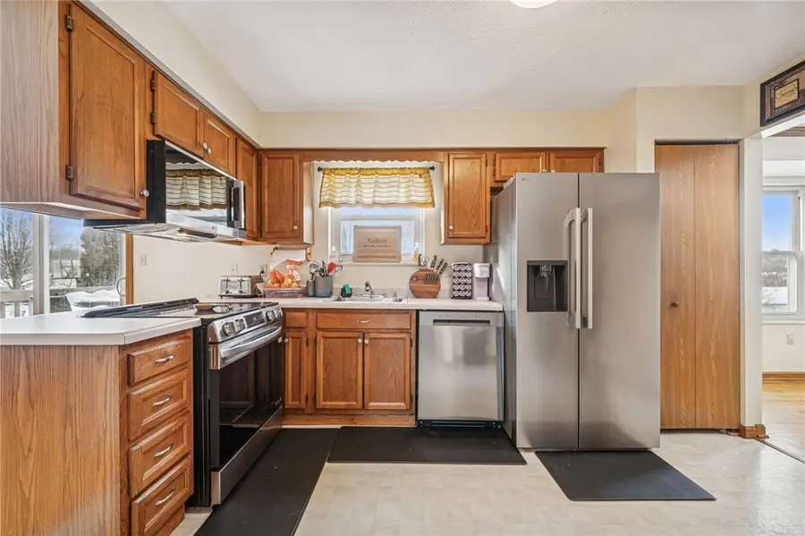 440 Shelbourne Dr, Plum, PA 15239 - #3