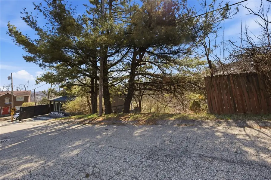 0 Guy St, Pittsburgh, PA 15217 - #3