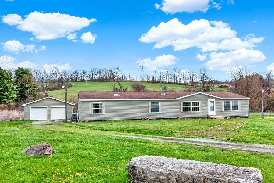 2533 W Crawford Ave, Connellsville, PA 15425 - #2